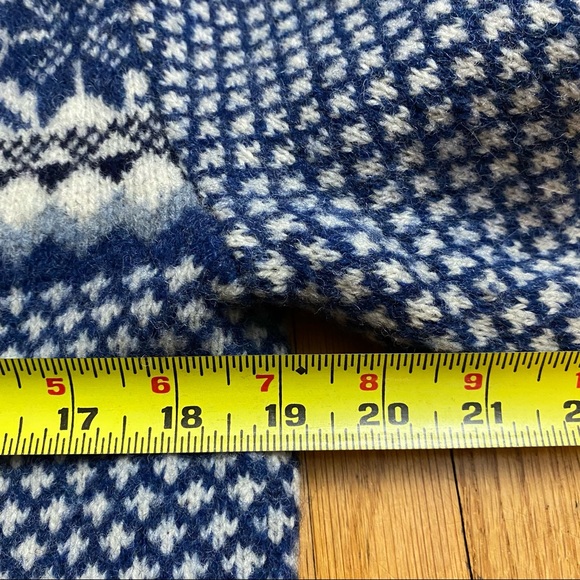 SKYR Nordic Fair Island Wool Sweater Blue medium broken clasp - Picture 5 of 6